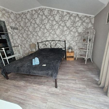 Гостьовий Будинок Осокорки Kiev Exteriör bild